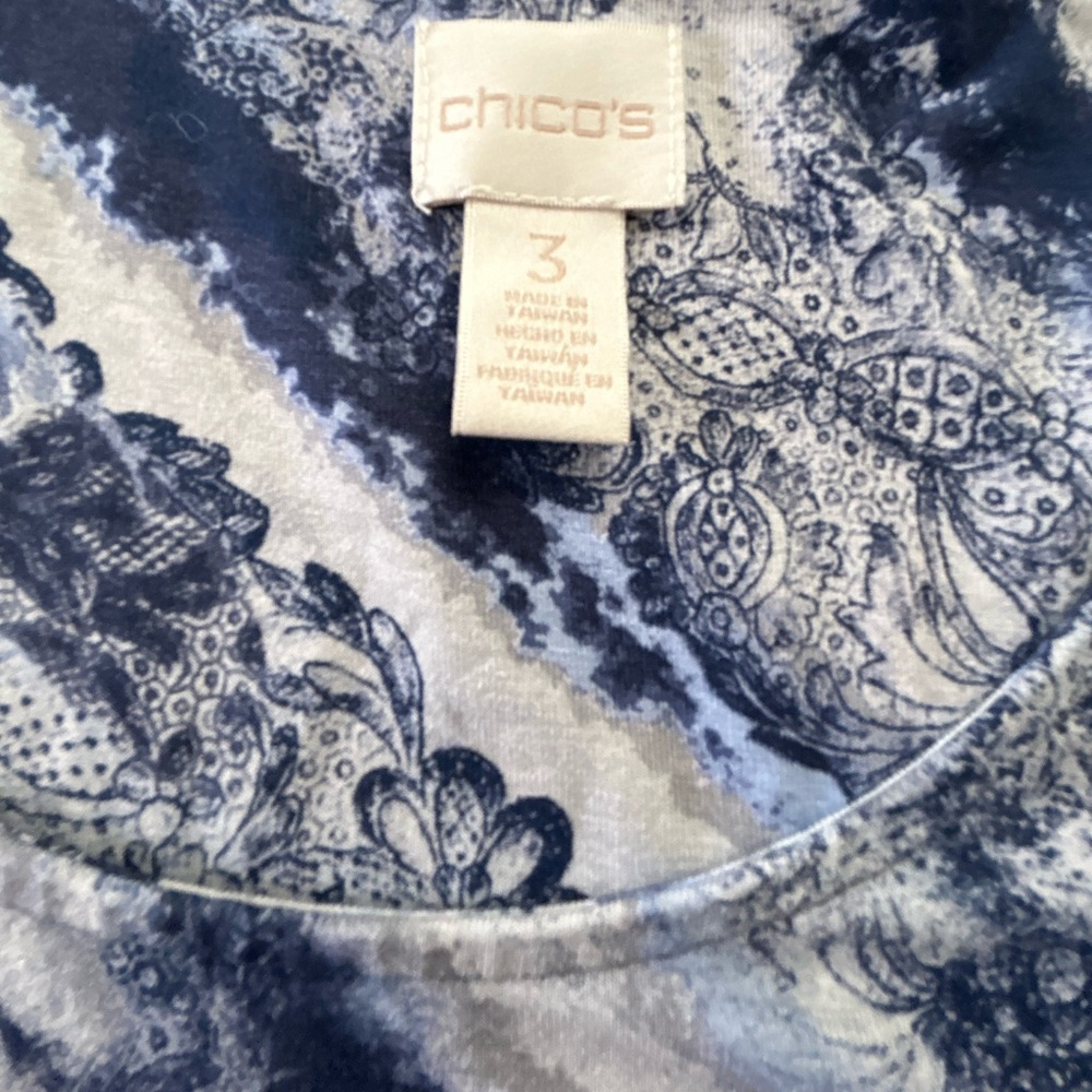 Chico's Woman Navy and White Scoop Neck Printed Long Sleeve Top SZ 3/16/XL EUC - Picture 4 of 11